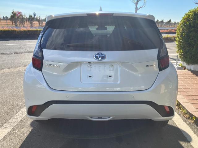 アクア Ｘ　冠水歴車ナビＴＶＢＴオーディオ対応バックカメラ禁煙車セーフティセンスプリクラッシュセーフティクルーズコントロールスマートキーＰスタートイモビＥＴＣ車載器ＡＣ１００電源オートハイビーム衝突安全ボディー（11枚目）