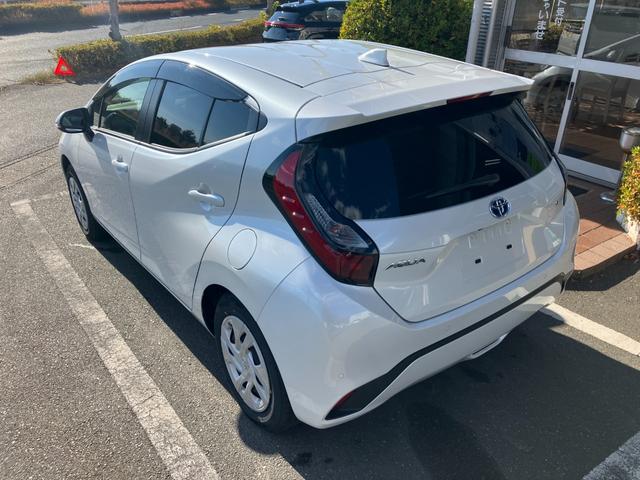 アクア Ｘ　冠水歴車ナビＴＶＢＴオーディオ対応バックカメラ禁煙車セーフティセンスプリクラッシュセーフティクルーズコントロールスマートキーＰスタートイモビＥＴＣ車載器ＡＣ１００電源オートハイビーム衝突安全ボディー（14枚目）