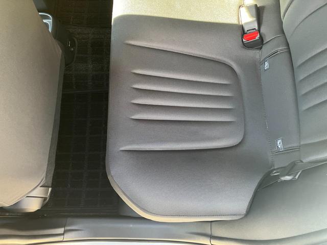 アクア Ｘ　冠水歴車ナビＴＶＢＴオーディオ対応バックカメラ禁煙車セーフティセンスプリクラッシュセーフティクルーズコントロールスマートキーＰスタートイモビＥＴＣ車載器ＡＣ１００電源オートハイビーム衝突安全ボディー（52枚目）