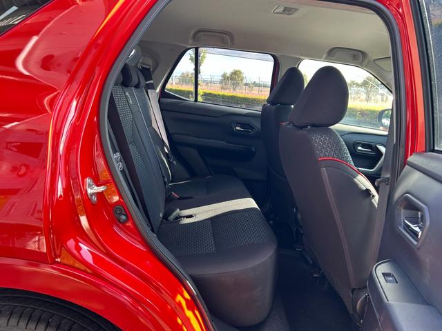 �I�[�_�[�Ԃ��s���Ă���܂��B���X�܂̍݌ɂ������񂹉\�Ȃ̂ł��C�y�ɂ����k��������