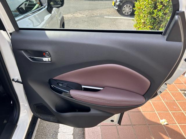 �I�[�_�[�Ԃ��s���Ă���܂��B���X�܂̍݌ɂ������񂹉\�Ȃ̂ł��C�y�ɂ����k��������