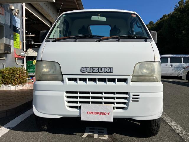 キャリイトラック ＫＵ　４ＷＤ５ＭＴ３方開きエアコンパワステ付ＡＭＦＭラジオ禁煙車ガソリン車ゲートアッパープレート荷台ゴムマットメンテナンスノート取説付き荷台内寸長１９２ｃｍ幅１３８ｃｍ高さ２８ｃｍ（4枚目）