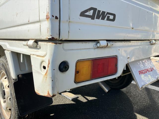 キャリイトラック ＫＵ　４ＷＤ５ＭＴ３方開きエアコンパワステ付ＡＭＦＭラジオ禁煙車ガソリン車ゲートアッパープレート荷台ゴムマットメンテナンスノート取説付き荷台内寸長１９２ｃｍ幅１３８ｃｍ高さ２８ｃｍ（23枚目）