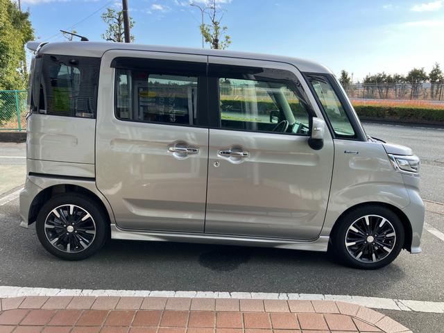 フレアワゴン ハイブリッドＸＳ　冠水歴車ナビＴＶＢＴオーディオ対応バックカメラ禁煙車衝突軽減ブレーキ踏み間違え防止装置スマートキー２本Ｐスタートイモビ両側パワスラドラレコ前後２カメラハイブリッド車衝突安全ボディー運転席シートヒーター（8枚目）