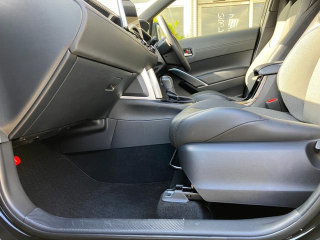カローラクロス ハイブリッド　Ｚ　冠水歴車ナビＴＶバックカメラＥＴＣ２．０セーフティセンスプリクラレーダークルコンデジタルインナーミラー禁煙車オートマチックハイビームパワーバックドアハイブリッド車前席シートＡＣＬＥＤヘッドスマートキー（47枚目）