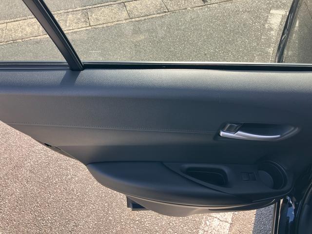 カローラクロス ハイブリッド　Ｚ　冠水歴車ナビＴＶバックカメラＥＴＣ２．０セーフティセンスプリクラレーダークルコンデジタルインナーミラー禁煙車オートマチックハイビームパワーバックドアハイブリッド車前席シートＡＣＬＥＤヘッドスマートキー（49枚目）