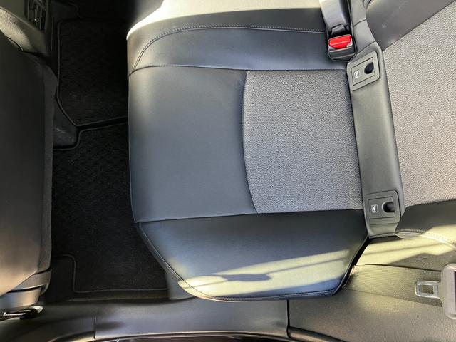 カローラクロス ハイブリッド　Ｚ　冠水歴車ナビＴＶバックカメラＥＴＣ２．０セーフティセンスプリクラレーダークルコンデジタルインナーミラー禁煙車オートマチックハイビームパワーバックドアハイブリッド車前席シートＡＣＬＥＤヘッドスマートキー（51枚目）