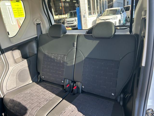 �X�^�b�h���X���̔̔����s���Ă���܂��􂨋C�y�ɃX�^�b�t�ɂ��q�˂��������I�I