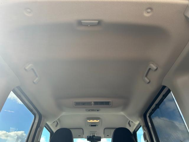 ���S�̎w��H�ꊮ���B���^�x�ǂɑ����ĎԌ��i�����j���s�����Ƃ��ł���H��ł��B���̂��ߗ��^�ǂƓ����������C�������Ђ̍H��Ɏ����Ă��܂��B���Ǝ��i�����m�풓�A�ύڎԂ��������܂�