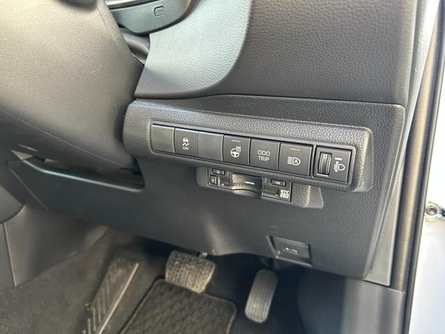 �A�N�Z�X�́A�����������H�l�����h�b�~��Ė�T���B�Ŋ��w�͏㓇�w�i���B�S���j�ƂȂ�܂��B���O�ɂ��A���𒸂���΁A���}�T�[�r�X������܂��B