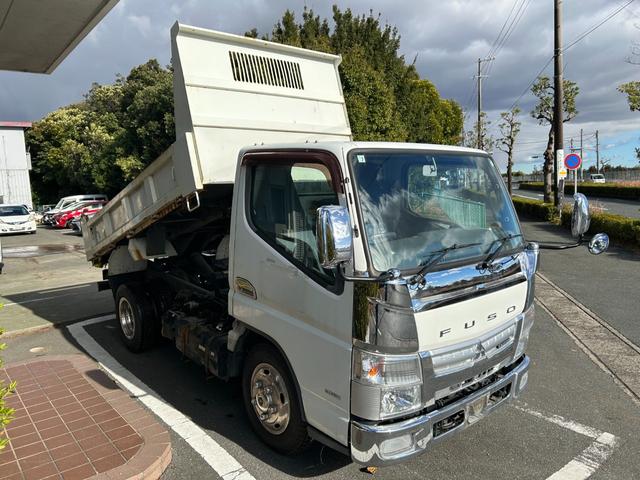 キャンター 全低床ダンプ　全低床強化ダンプ３ｔ積載ディーゼルターボ５ＭＴ３方開ＡＣＰＳＰＷキーレスエントリーフル装備左側電格ミラーフォグランプ荷台内寸長さ３０３ｃｍ幅１５８ｃｍ高さ３７ｃｍ床面地上高９３ｃｍＥＴＣ車載器中間ピン（6枚目）