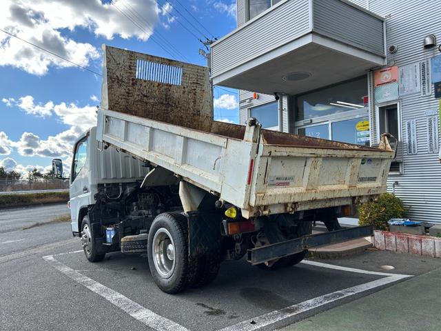 キャンター 全低床ダンプ　全低床強化ダンプ３ｔ積載ディーゼルターボ５ＭＴ３方開ＡＣＰＳＰＷキーレスエントリーフル装備左側電格ミラーフォグランプ荷台内寸長さ３０３ｃｍ幅１５８ｃｍ高さ３７ｃｍ床面地上高９３ｃｍＥＴＣ車載器中間ピン（12枚目）