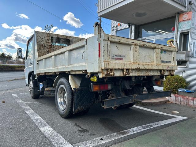 キャンター 全低床ダンプ　全低床強化ダンプ３ｔ積載ディーゼルターボ５ＭＴ３方開ＡＣＰＳＰＷキーレスエントリーフル装備左側電格ミラーフォグランプ荷台内寸長さ３０３ｃｍ幅１５８ｃｍ高さ３７ｃｍ床面地上高９３ｃｍＥＴＣ車載器中間ピン（26枚目）