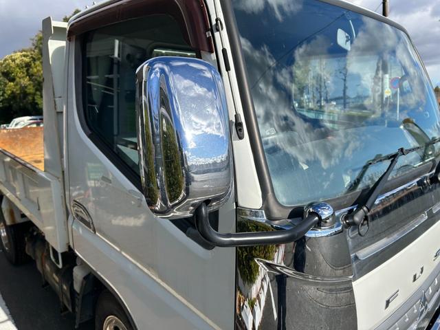 キャンター 全低床ダンプ　全低床強化ダンプ３ｔ積載ディーゼルターボ５ＭＴ３方開ＡＣＰＳＰＷキーレスエントリーフル装備左側電格ミラーフォグランプ荷台内寸長さ３０３ｃｍ幅１５８ｃｍ高さ３７ｃｍ床面地上高９３ｃｍＥＴＣ車載器中間ピン（44枚目）