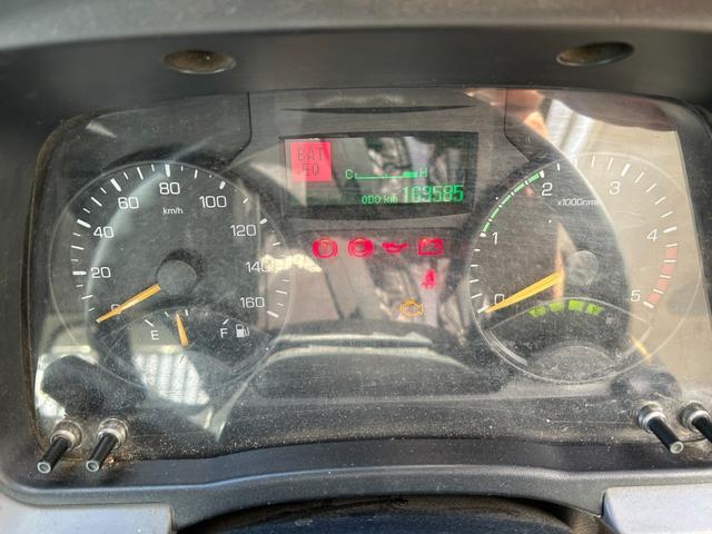 キャンター 全低床ダンプ　全低床強化ダンプ３ｔ積載ディーゼルターボ５ＭＴ３方開ＡＣＰＳＰＷキーレスエントリーフル装備左側電格ミラーフォグランプ荷台内寸長さ３０３ｃｍ幅１５８ｃｍ高さ３７ｃｍ床面地上高９３ｃｍＥＴＣ車載器中間ピン（79枚目）