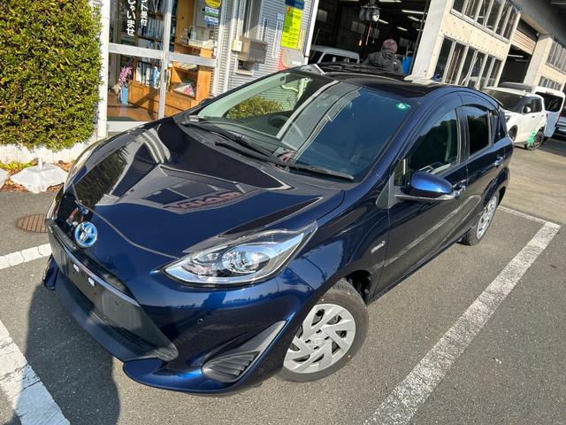 アクア Ｓスタイルブラック　冠水歴車バックカメラＥＴＣ車載器セーフティセンス禁煙車プリクラッシュセーフティドラレコスマートキー２本Ｐスタートイモビライザーオートマチックハイビーム白線逸脱警報横滑り防止衝突安全ボディースペアタイヤ（3枚目）