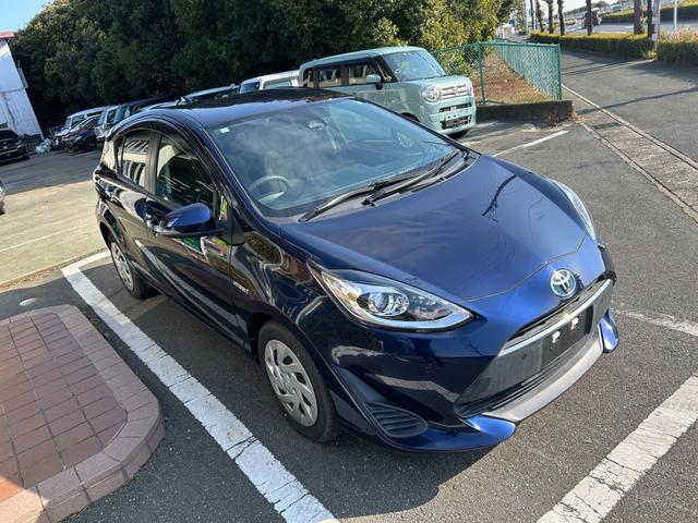 アクア Ｓスタイルブラック　冠水歴車バックカメラＥＴＣ車載器セーフティセンス禁煙車プリクラッシュセーフティドラレコスマートキー２本Ｐスタートイモビライザーオートマチックハイビーム白線逸脱警報横滑り防止衝突安全ボディースペアタイヤ（7枚目）