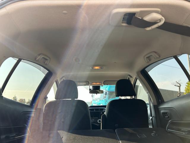 アクア Ｓスタイルブラック　冠水歴車バックカメラＥＴＣ車載器セーフティセンス禁煙車プリクラッシュセーフティドラレコスマートキー２本Ｐスタートイモビライザーオートマチックハイビーム白線逸脱警報横滑り防止衝突安全ボディースペアタイヤ（62枚目）