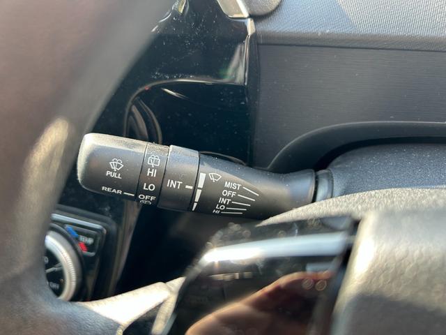 アクア Ｓスタイルブラック　冠水歴車バックカメラＥＴＣ車載器セーフティセンス禁煙車プリクラッシュセーフティドラレコスマートキー２本Ｐスタートイモビライザーオートマチックハイビーム白線逸脱警報横滑り防止衝突安全ボディースペアタイヤ（74枚目）