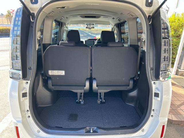 ���S�̎w��H�ꊮ���B���^�x�ǂɑ����ĎԌ��i�����j���s�����Ƃ��ł���H��ł��B���̂��ߗ��^�ǂƓ����������C�������Ђ̍H��Ɏ����Ă��܂��B���Ǝ��i�����m�풓�A�ύڎԂ��������܂�