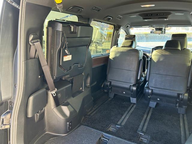 ���S�̎w��H�ꊮ���B���^�x�ǂɑ����ĎԌ��i�����j���s�����Ƃ��ł���H��ł��B���̂��ߗ��^�ǂƓ����������C�������Ђ̍H��Ɏ����Ă��܂��B���Ǝ��i�����m�풓�A�ύڎԂ��������܂�