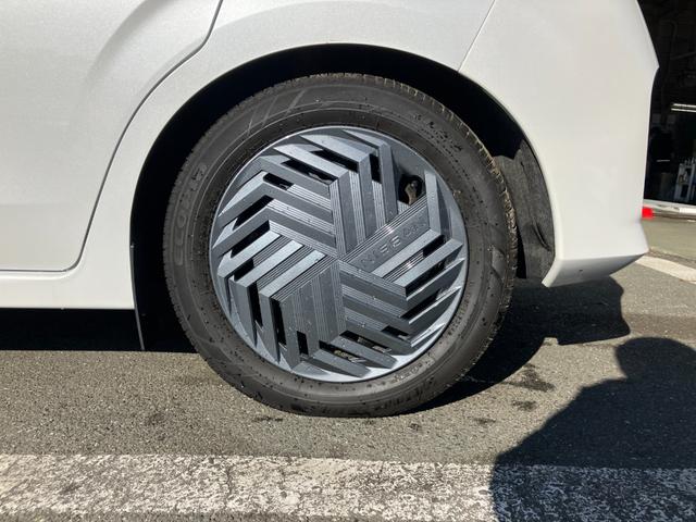 ノート Ｘ　冠水歴車ナビＴＶバアラウンドビューモニターＢＴオーディオ対応ＥＴＣ車載器禁煙車エマージェンシーブレーキ衝突軽減ブレーキ踏み間違え防止装置ブラインドスポットモニタースマートキーＰスタートイモビドラレコ付（37枚目）