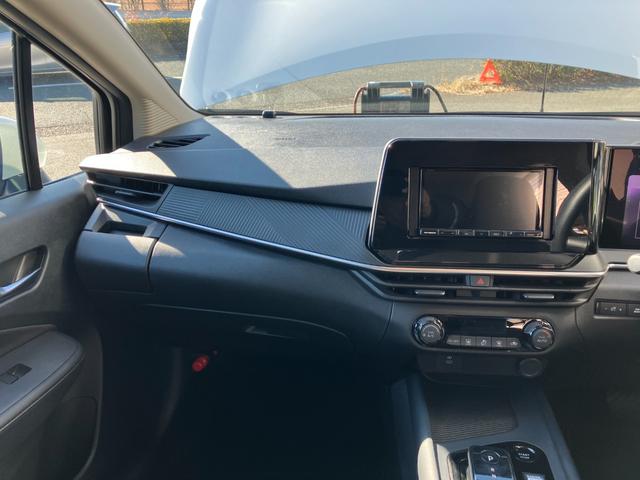 ノート Ｘ　冠水歴車ナビＴＶバアラウンドビューモニターＢＴオーディオ対応ＥＴＣ車載器禁煙車エマージェンシーブレーキ衝突軽減ブレーキ踏み間違え防止装置ブラインドスポットモニタースマートキーＰスタートイモビドラレコ付（72枚目）