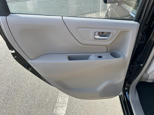 �X�^�b�h���X���̔̔����s���Ă���܂��􂨋C�y�ɃX�^�b�t�ɂ��q�˂��������I�I