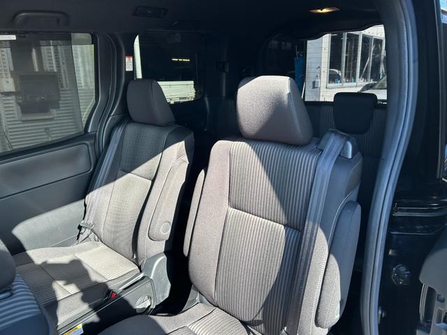 ヴォクシー ＺＳ　煌ＩＩ　冠水歴車禁煙車ＥＴＣ付スマートキー２本両側電動スライドドアナビＴＶフルセグバックカメラ先行車発進告知クリアランスソナーＵＳＢ給電２箇所クルーズコントロールアイドリングストップＰスタート純正アルミ（47枚目）