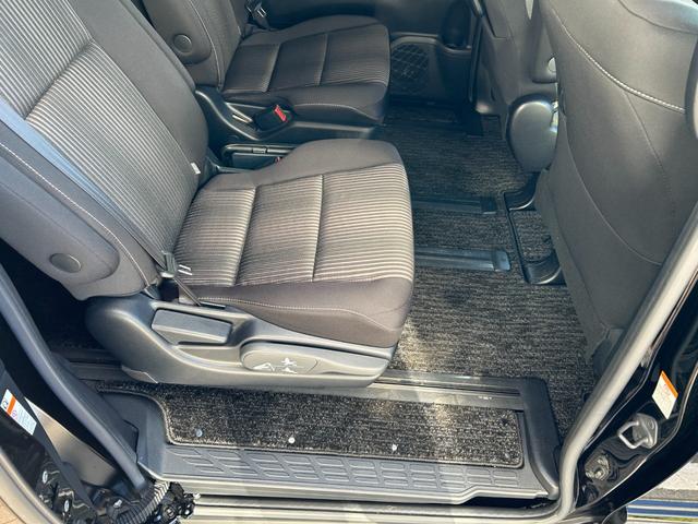 ヴォクシー ＺＳ　煌ＩＩ　冠水歴車禁煙車ＥＴＣ付スマートキー２本両側電動スライドドアナビＴＶフルセグバックカメラ先行車発進告知クリアランスソナーＵＳＢ給電２箇所クルーズコントロールアイドリングストップＰスタート純正アルミ（52枚目）