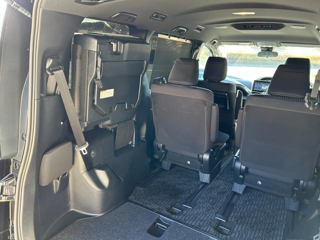 ヴォクシー ＺＳ　煌ＩＩ　冠水歴車禁煙車ＥＴＣ付スマートキー２本両側電動スライドドアナビＴＶフルセグバックカメラ先行車発進告知クリアランスソナーＵＳＢ給電２箇所クルーズコントロールアイドリングストップＰスタート純正アルミ（61枚目）