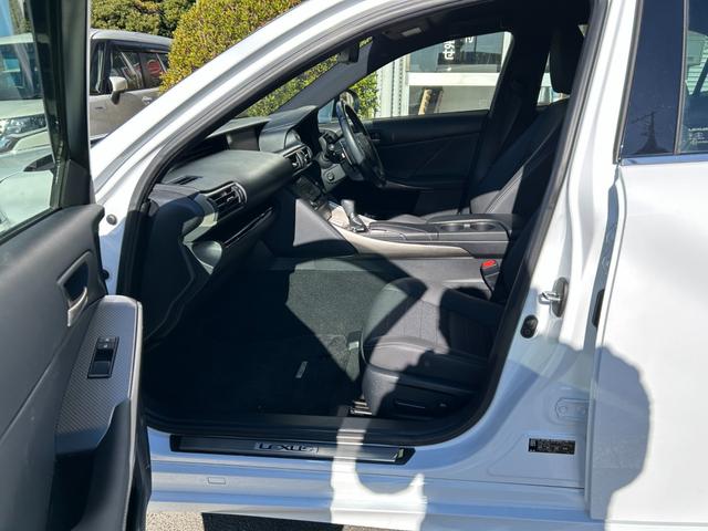 �^�C���Ȃǂ̏��Օi�E�i�r�Ȃǂ̃J�[�p�i�E�}�t���[�Ȃǂ̂f�s�p�[�c�E����h���E�C�ӕی��܂Ńg�[�^���ň��S�̃J�[���C�t�����񑩂��܂��I�I