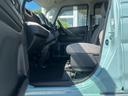 この度は、当社のお車をご覧頂き誠にありがとうございます。お車の状態や、装備の詳細は無料通話のフリーダイヤルへご連絡ください。担当者がご案内させていただきます