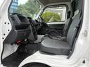 ＫＣ　エアコンパワステ付２ＷＤ５ＭＴ三方開きメンテナンスノート取説付荷台幌車荷台内寸長さ１９７ＣＭ幅１３８ＣＭ床面地上高６８ＣＭヘッドライトレベライザースペアキースペアタイヤ運転席エアバッグ付（49枚目）