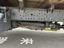 ワイドロングフルワイドロー　平ボディートラック２ｔ積載ワイドロング３方開きＥＴＣ車載器ロープ穴４対イージーゲート荷台鉄板張り荷台内寸長さ４３３ｃｍ幅２０２ｃｍ高さ３８ｃｍ床面地上高８７ｃｍ三方開き４８００ｃｃディーゼルターボ（47枚目）
