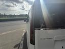 この度は、当社のお車をご覧頂き誠にありがとうございます。お車の状態や、装備の詳細は無料通話のフリーダイヤル0078-6040-5836へご連絡ください。担当者がご案内させていただきます