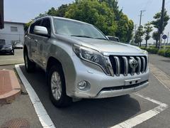 この度は、当社のお車をご覧頂き誠にありがとうございます。お車の状態や、装備の詳細はご連絡ください。担当者がご案内させていただきます。 2