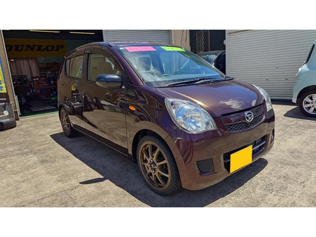 ミラ Ｘスペシャル　走行１１５９７キロ　最終型　純正５速マニュアル車　キーレス　ローダウン　１６インチ社外ホイール、タイヤ（8枚目）