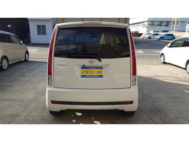 ムーヴ カスタム　ＲＳ　ターボ車　フルエアロ　１６インチアルミ　Ｂｌｕｅｔｏｏｔｈナビ　バックカメラ　ステアリングリモコン　社外フロアマット　ウォーターポンプ　ウォーターポンププーリー　ベルト交換（10枚目）