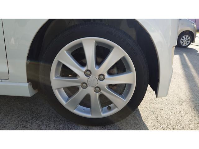 ムーヴ カスタム　ＲＳ　ターボ車　フルエアロ　１６インチアルミ　Ｂｌｕｅｔｏｏｔｈナビ　バックカメラ　ステアリングリモコン　社外フロアマット　ウォーターポンプ　ウォーターポンププーリー　ベルト交換（26枚目）