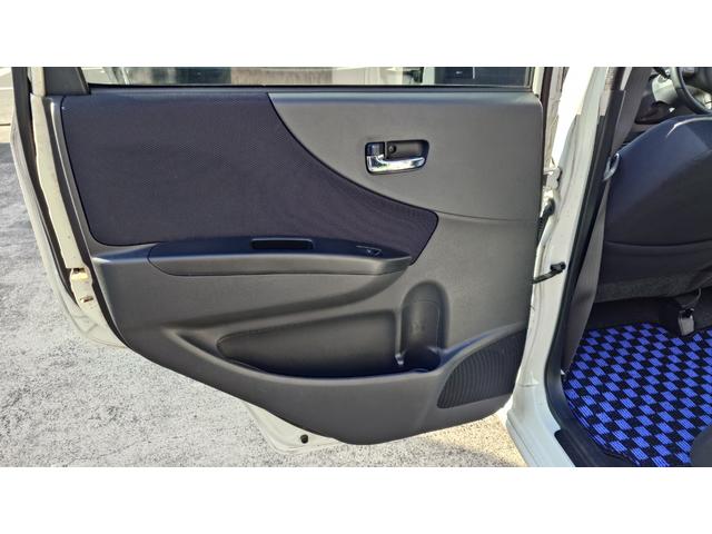 ムーヴ カスタム　ＲＳ　ターボ車　フルエアロ　１６インチアルミ　Ｂｌｕｅｔｏｏｔｈナビ　バックカメラ　ステアリングリモコン　社外フロアマット　ウォーターポンプ　ウォーターポンププーリー　ベルト交換（52枚目）