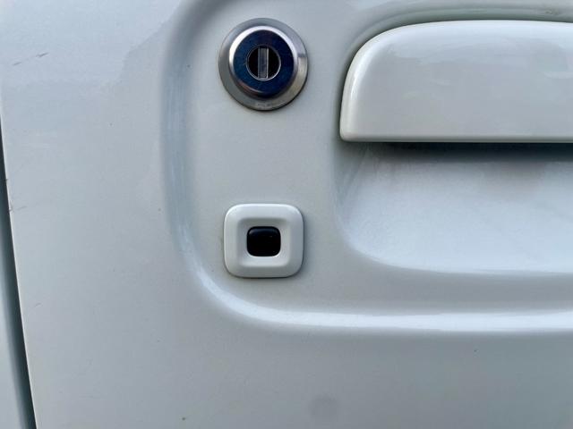 エブリイワゴン ＰＺターボ　両側スライド片側電動　Ｄカメラブレーキサポート　リアコーナーセンサー　ＡＡＣ　ＡＵＴＯライト　ドラレコ　ＥＴＣ　地デジチューナー　ナビテレビ　ハイビームＡ（13枚目）