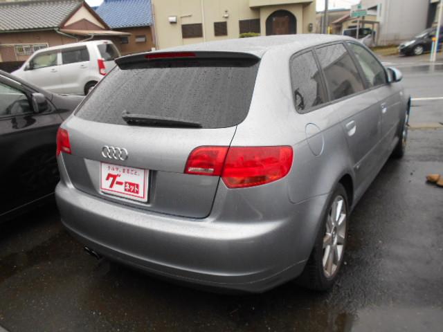 スポーツバック2.0TFSI ターボ(5枚目)