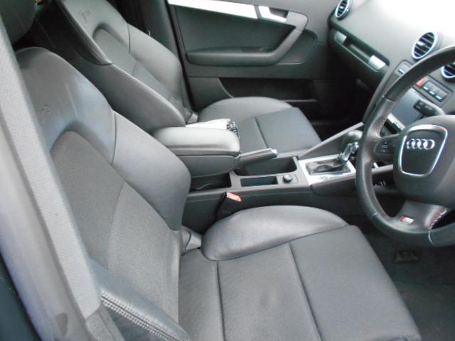 スポーツバック2.0TFSI ターボ(11枚目)