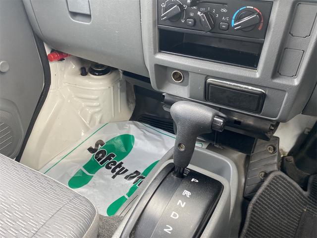 ＮＶ１００クリッパーバン ＤＸ　軽バン　ＡＴ　両側スライドドア　エアコン　パワーステアリング　運転席エアバッグ　助手席エアバッグ　記録簿（5枚目）