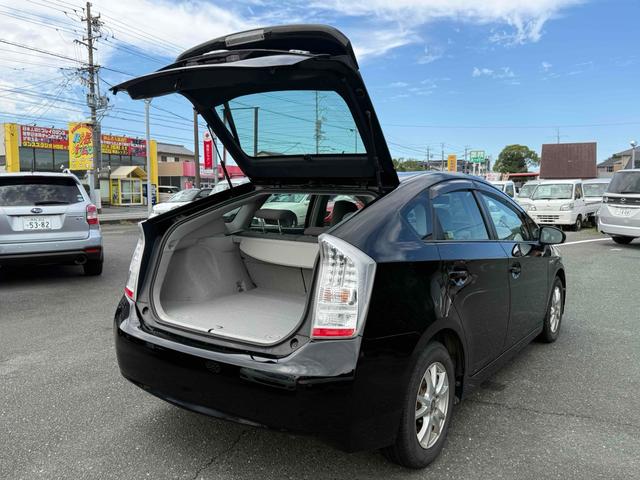 プリウス S ETC ナビ アルミホイール オートライト CVT スマートキー 電動格納ミラー 盗難防止システム 衝突安全ボディ ABS ESC エアコン パワーステアリング パワーウィンドウ(19枚目)