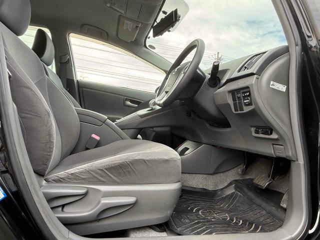 プリウス S ETC ナビ アルミホイール オートライト CVT スマートキー 電動格納ミラー 盗難防止システム 衝突安全ボディ ABS ESC エアコン パワーステアリング パワーウィンドウ(29枚目)
