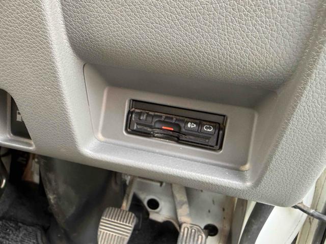 NV350キャラバンバン ロングライダープレミアムGX ドライブレコーダー ETC バックカメラ ナビ TV 両側スライドドア オートライト 電動格納ミラー AT エアコン パワーウィンドウ 運転席エアバッグ 助手席エアバッグ(7枚目)