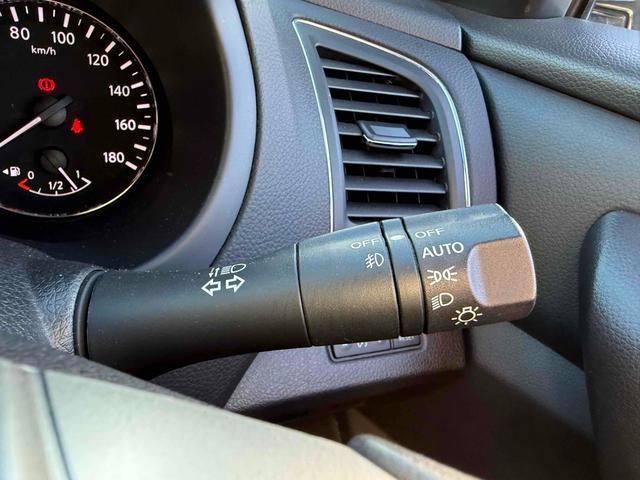 ティアナ XL ドライブレコーダー ETC バックカメラ ナビ TV アルミホイール オートライト HID CVT スマートキー 電動格納ミラー 盗難防止システム パワーシート ミュージックプレイヤー接続可(11枚目)