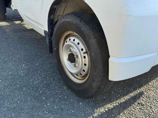 キャリイトラック ＫＣエアコン・パワステ　４ＷＤ　ＭＴ　エアコン（5枚目）
